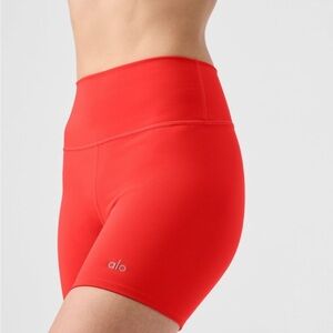ALO Yoga Airlift Energy Short